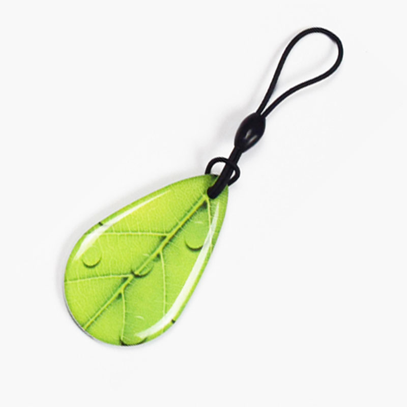 Ako RFID kľúčenky zlepšujú bezpečnosť kancelárií a obytných budov?